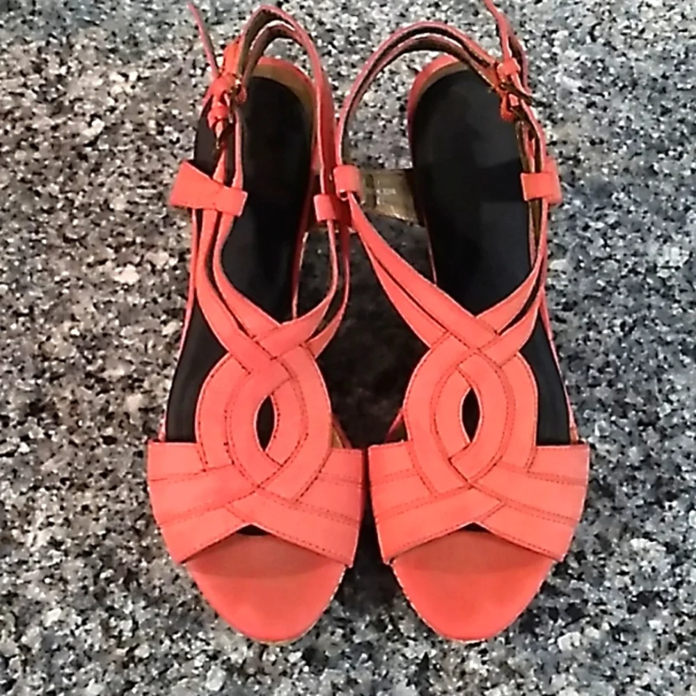 St.Johns Bay Coral Platform Wedge Sandals. Size 7.5 - Picture 8 of 11
